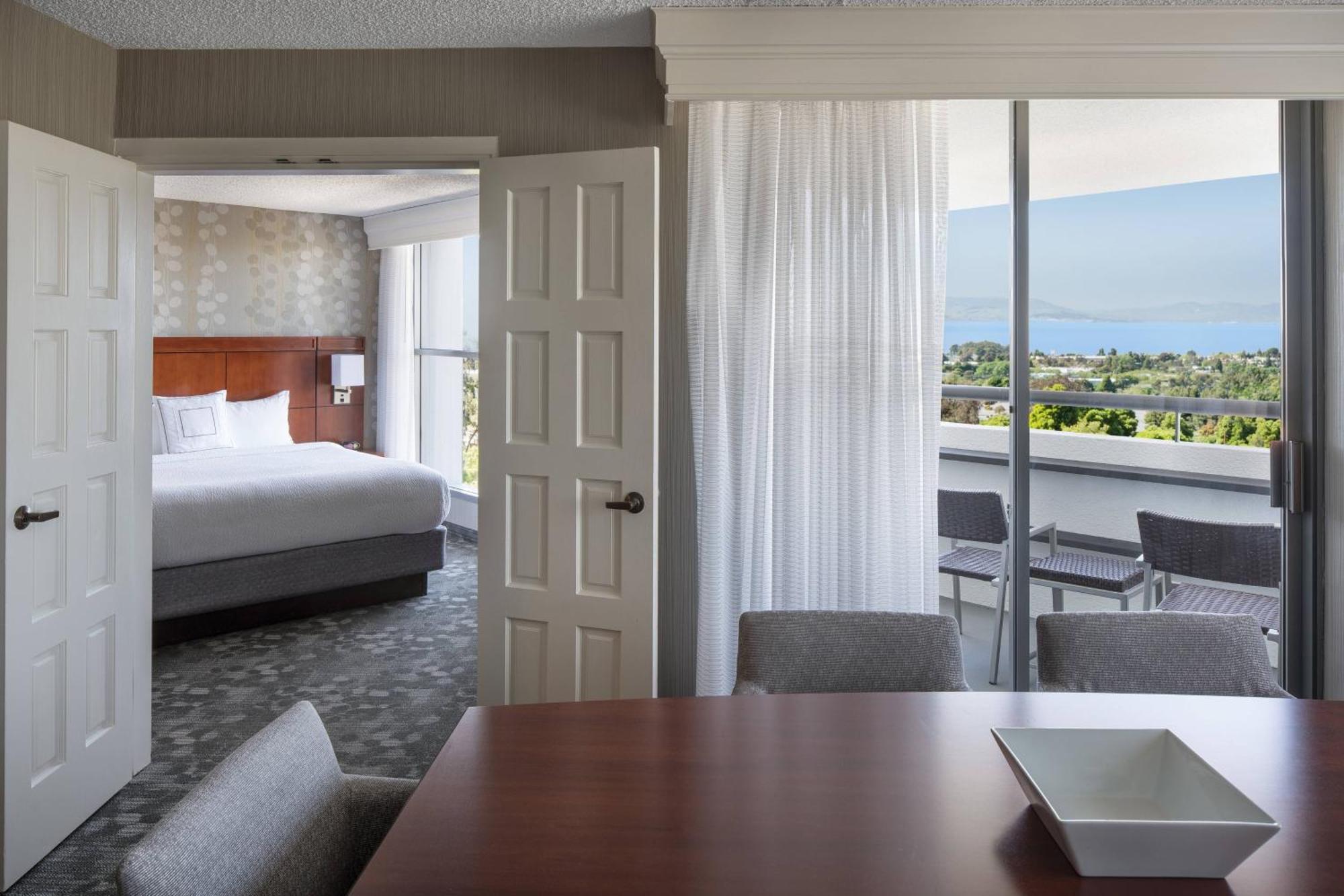 מלון Courtyard By Marriott Richmond Berkeley מראה חיצוני תמונה