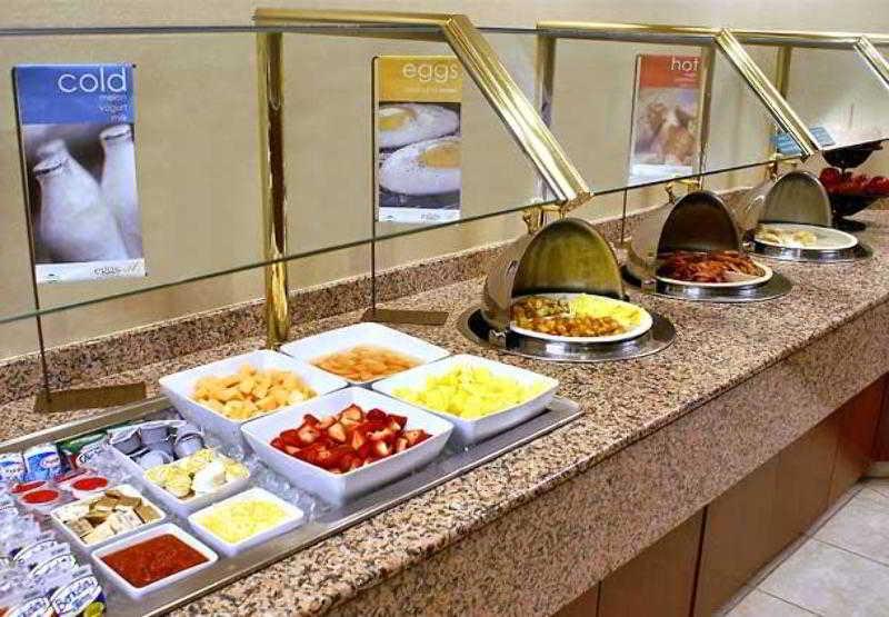 מלון Courtyard By Marriott Richmond Berkeley מסעדה תמונה
