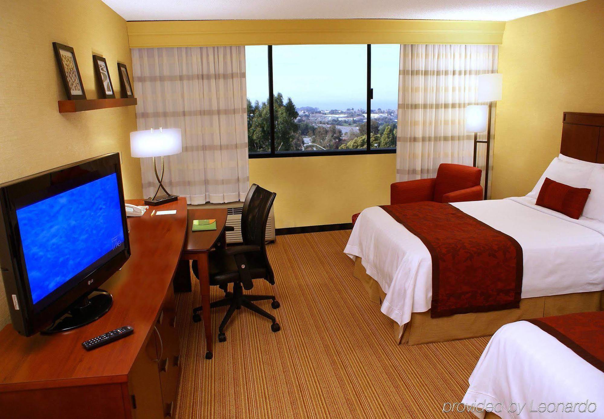 מלון Courtyard By Marriott Richmond Berkeley מראה חיצוני תמונה