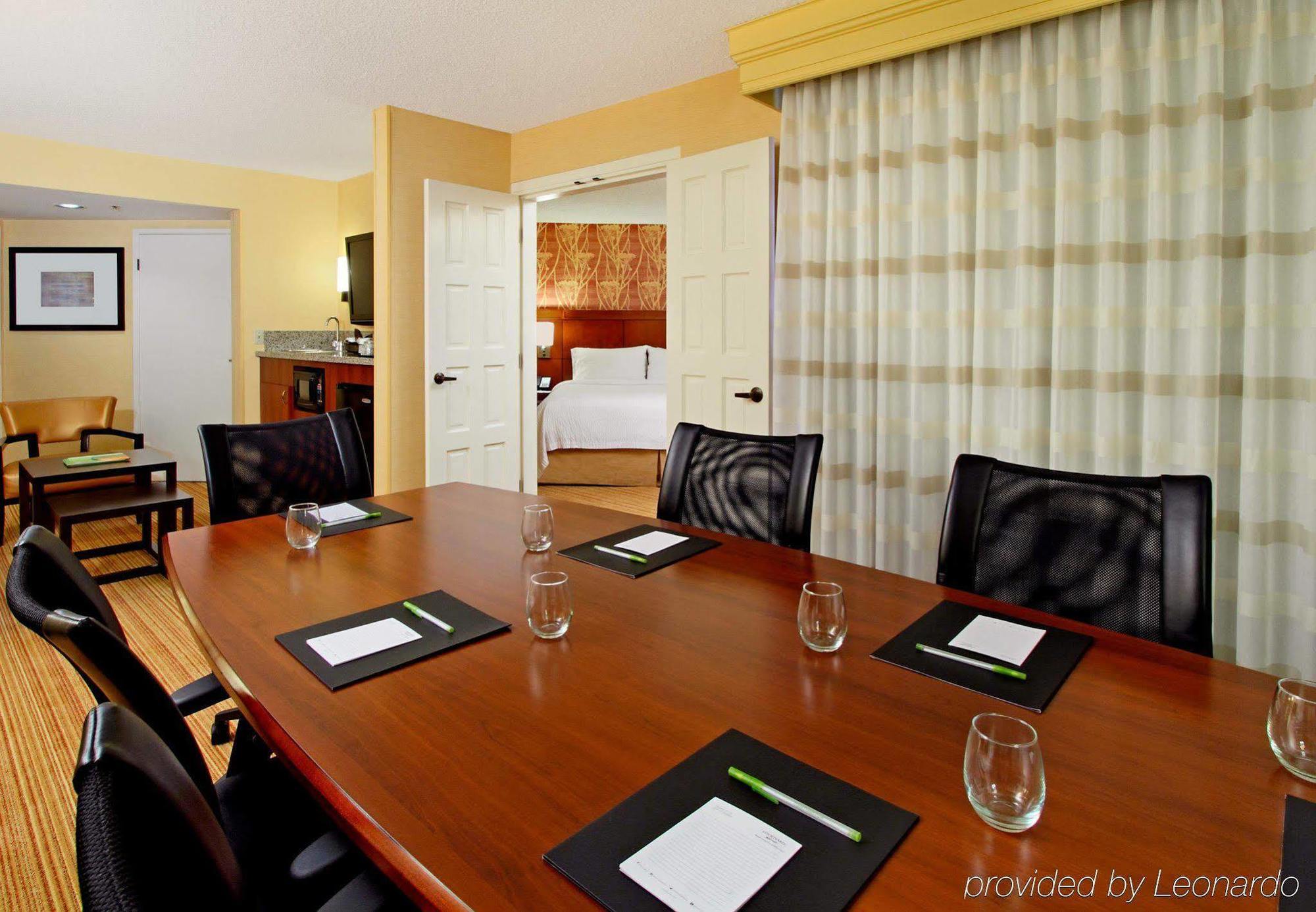 מלון Courtyard By Marriott Richmond Berkeley מראה חיצוני תמונה