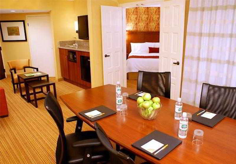 מלון Courtyard By Marriott Richmond Berkeley מראה חיצוני תמונה