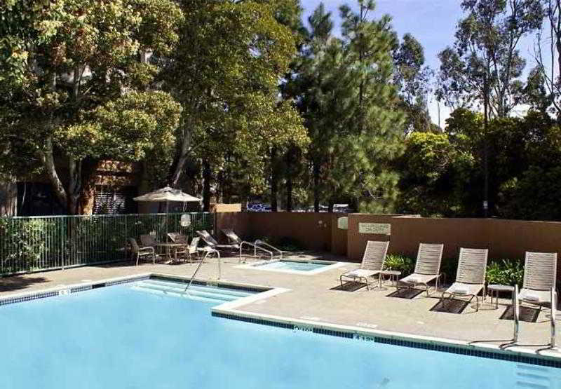 מלון Courtyard By Marriott Richmond Berkeley מראה חיצוני תמונה